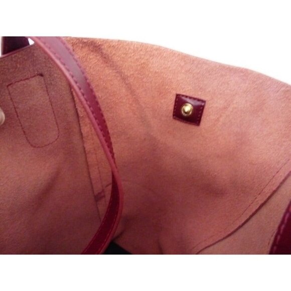 KC Jagger Leather Tyler Leather Tote - Picture 7 of 7